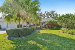 Picture of 3880 Wilshire Circle Unit 28, Sarasota, FL 34238