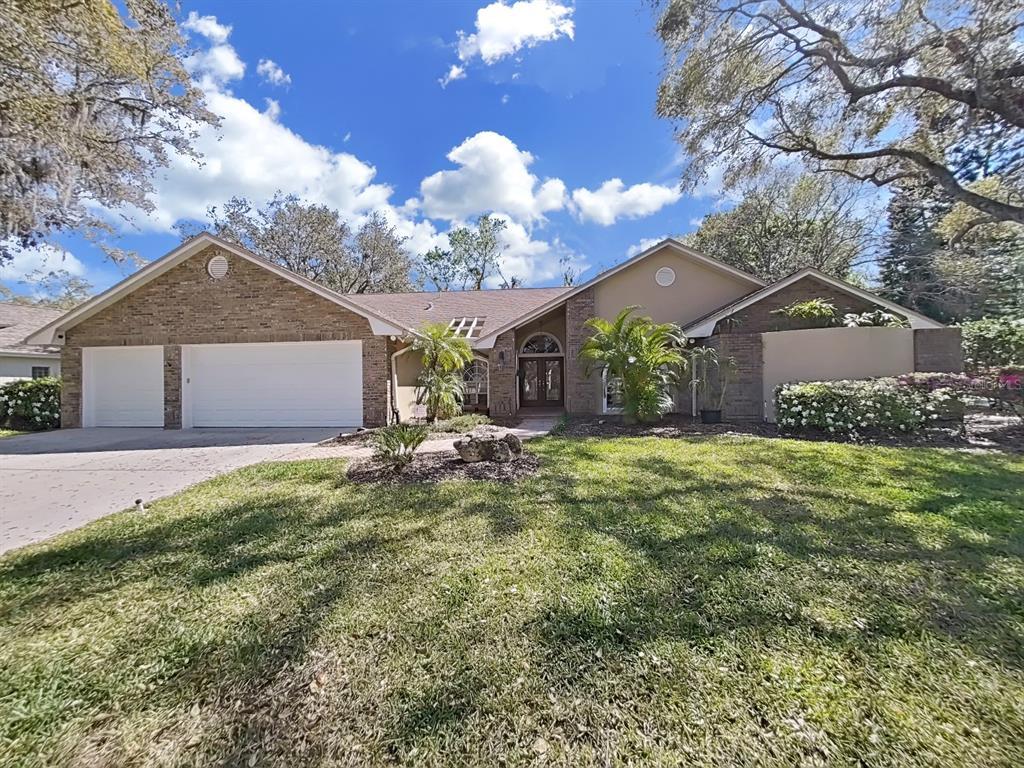 Picture of 15843 Dawson Ridge Drive, Tampa, FL 33647