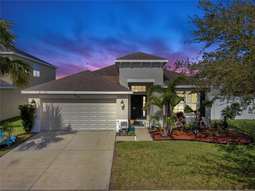 Picture of 8220 Round Leaf Lane, Riverview, FL 33578