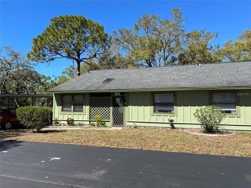 Picture of 5011 Barrington Circle Unit 101, Sarasota FL 34234