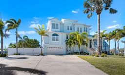 Picture of 829 Blue Heron Boulevard, Ruskin, FL 33570