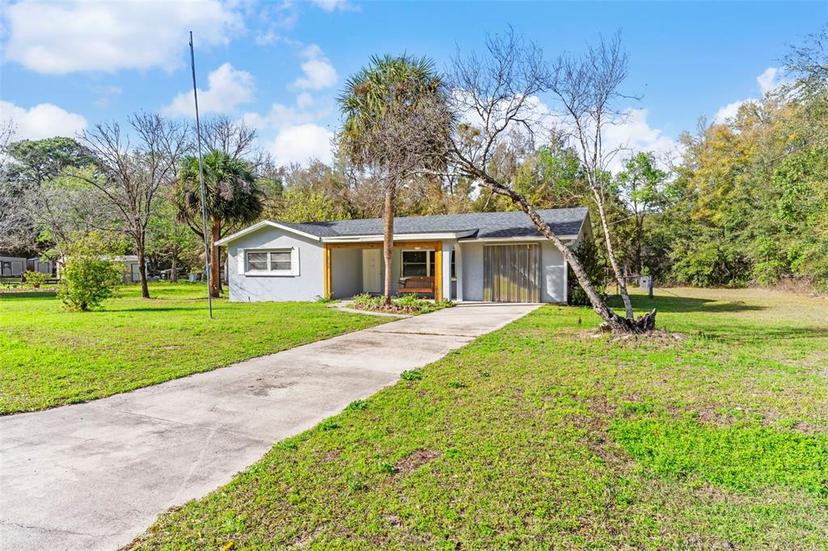 Picture of 20639 SW Rainbow Lakes Boulevard, Dunnellon FL 34431