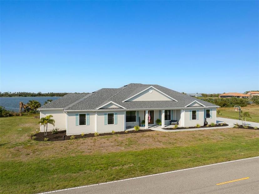 Picture of 3319 Gulf City Road, Ruskin FL 33570