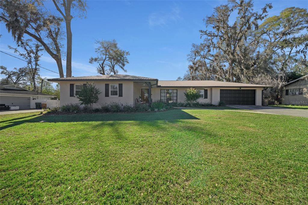 Picture of 1732 SE 38Th Court, Ocala, FL 34471