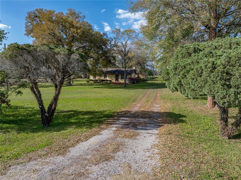 Picture of 38847 Centennial Road, Dade City FL 33525