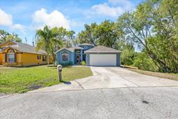 Picture of 503 Sugar Creek Drive, Plant City, FL 33563