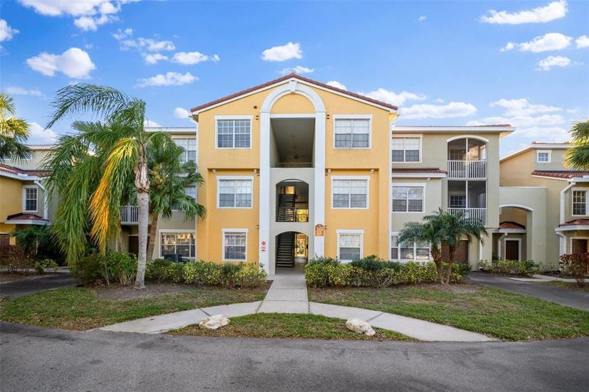 Picture of 5450 Bentgrass Drive Unit 5-301, Sarasota FL 34235