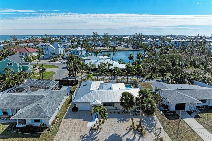 Picture of 150 Crescent Drive, Anna Maria FL 34216