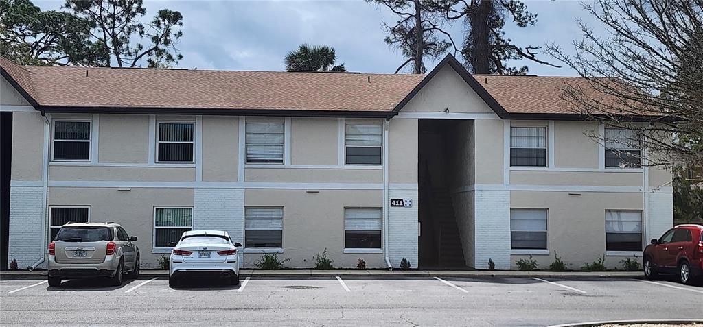 Picture of 411 Banana Cay Drive Unit C, South Daytona, FL 32119