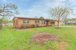 Picture of 9611 Pine Ridge Avenue, Riverview, FL 33578