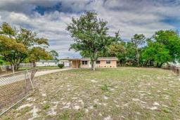 Picture of 824 Interlake Drive, Lakeland, FL 33801