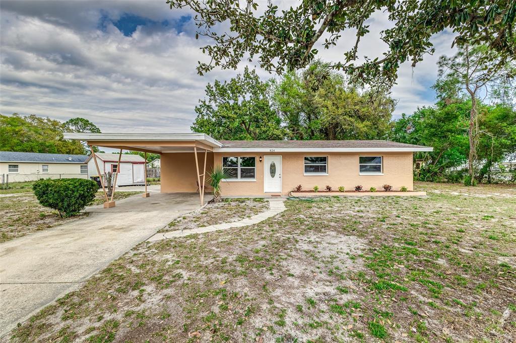 Picture of 824 Interlake Drive, Lakeland, FL 33801