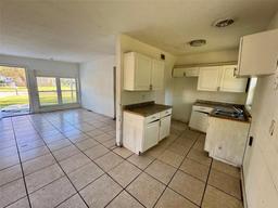 Picture of 5115 W Livingston Street, Orlando, FL 32811