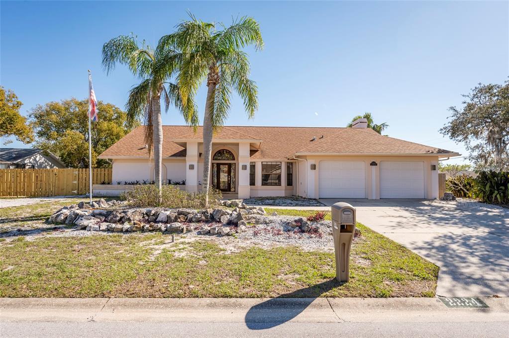 Picture of 2224 Sand Bay Drive, Holiday, FL 34691