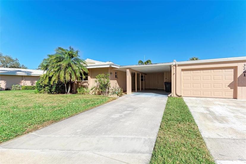 Picture of 3259 Fairhaven Lane Unit 211, Sarasota FL 34239