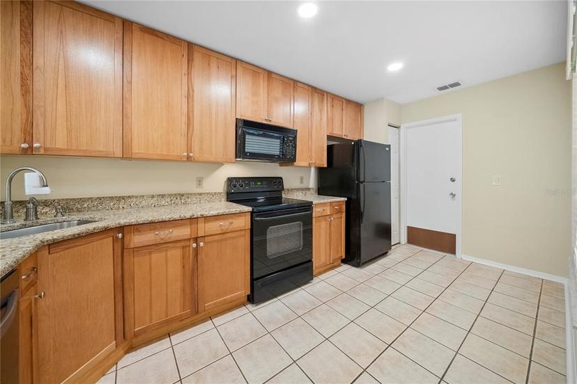 Picture of 205 Hill Street Unit 205, Casselberry FL 32707