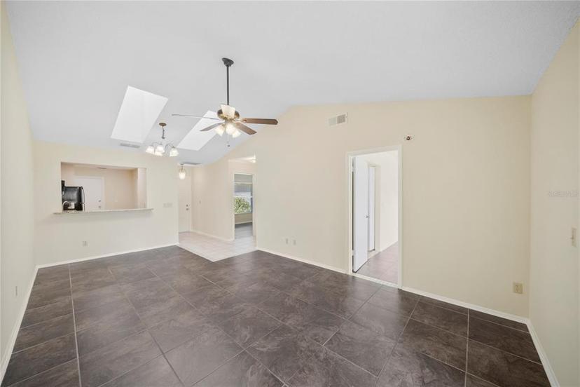 Picture of 205 Hill Street Unit 205, Casselberry FL 32707