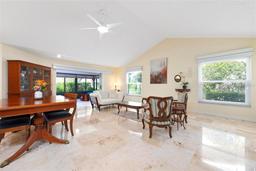 Picture of 3461 Tallywood Circle Unit 7067, Sarasota, FL 34237