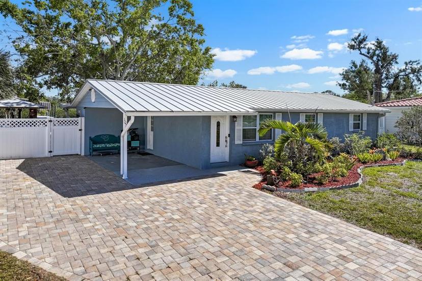 Picture of 107 6Th Street Nw, Ruskin FL 33570