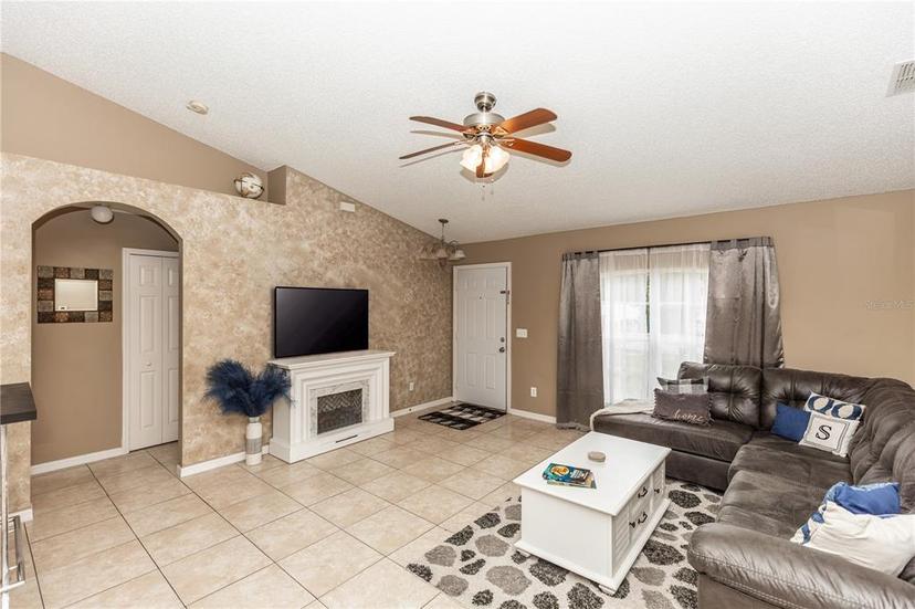 Picture of 216 Clara Vista Street, Debary FL 32713