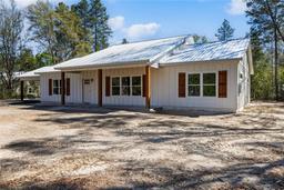 Picture of 5910 NE 51St Terrace, High Springs, FL 32643